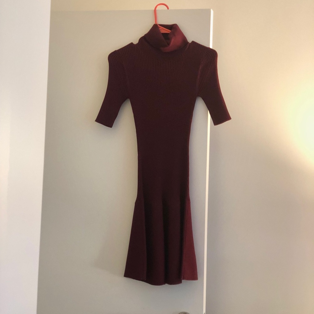 Dress - Picture 2 of 4